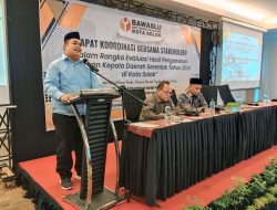 Bawaslu Kota Solok Gelar Pembinaan dan Penguatan Kelembagaan Bersama Stakeholder