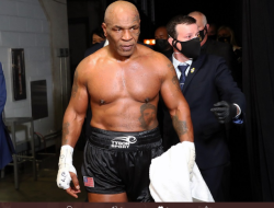 Mike Tyson vs Mayweather Jr Duel Tinju di 2026